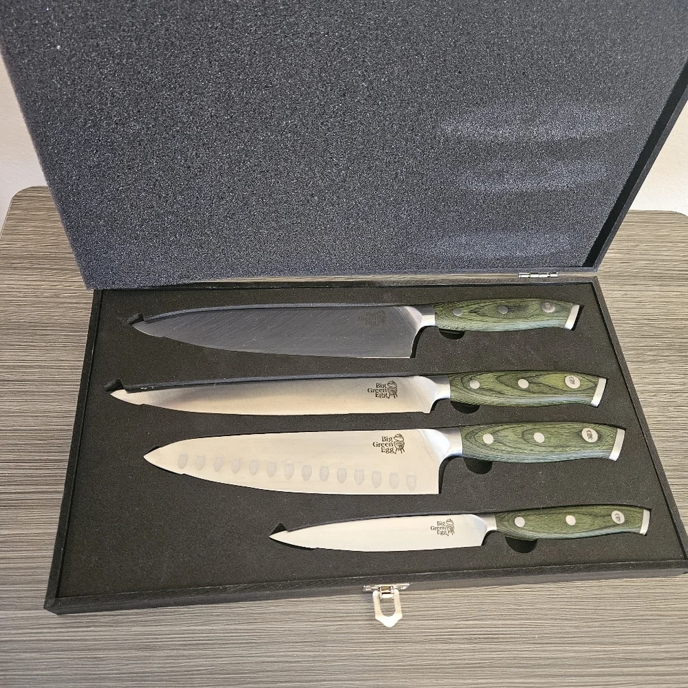 Big Green Egg 4 piece Knife Set in Gift Box
